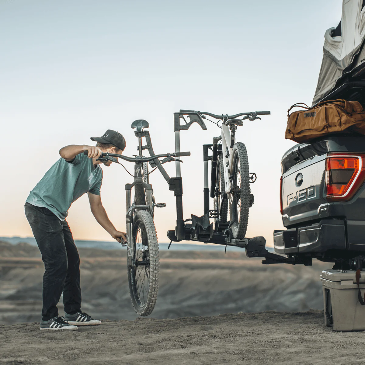 Thule Verse bike repair holder - Image 3